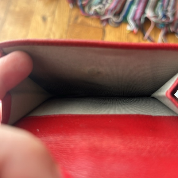 CHANEL CAMELLIA RED WALLET. EUC Rare color w/COA Host pick - Picture 4 of 8